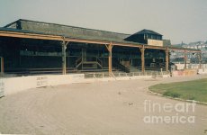 newport-county-fc-somerton-park-old-main-stand-2-1970s-legendary-football-grounds.jpg